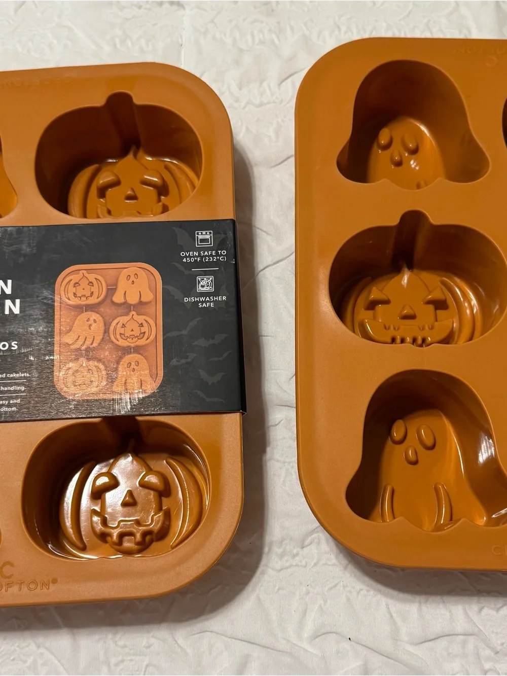 Halloween Collection Orange Silicone Halloween Cakelet Pan